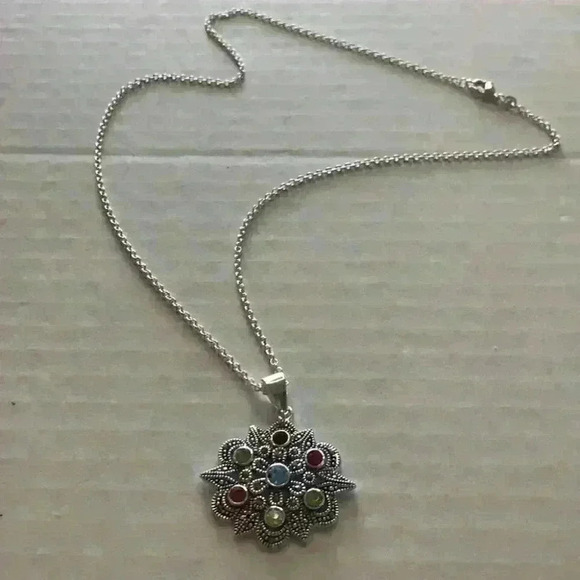 Macy’s new Marcasite Stone Silver Plated N… - Picture 8 of 8